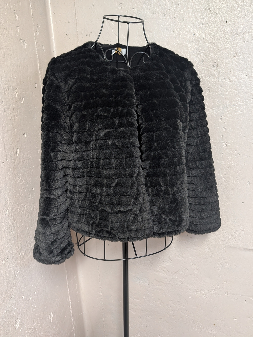 Calvin Klein Black Faux Fur Cropped Jacket Y2K Glam